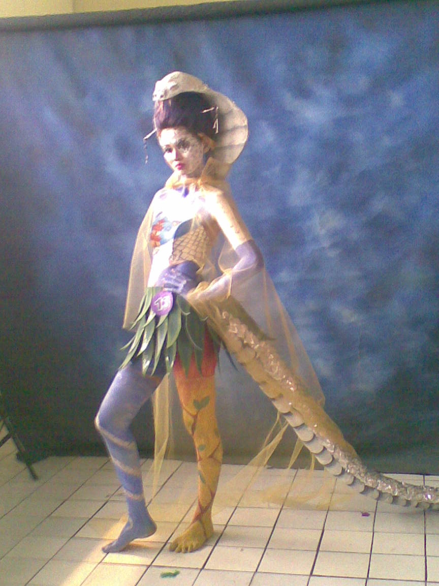Deedee... - body painting