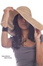 VDH Makeup & Hairstyling - CREDITS 2 COME