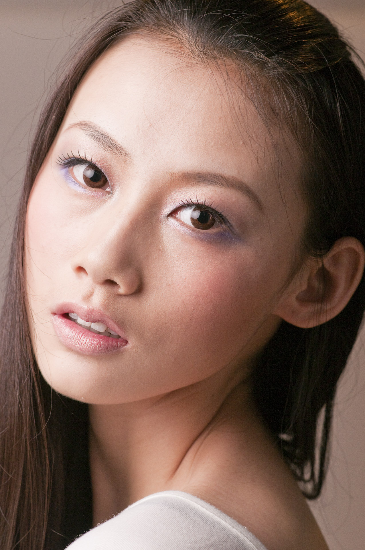 Ding Zhou - Model KeWen