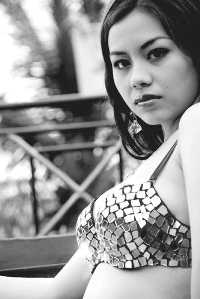 Trish Caoili - VILLA MARICAR