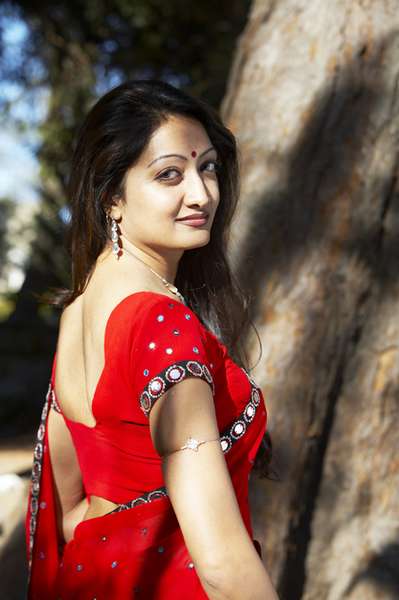 PRISCILLA - In red