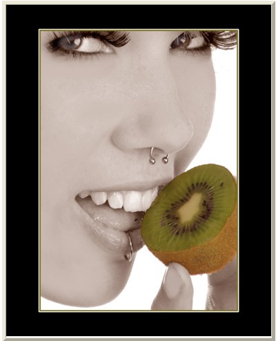 Six - Kiwi