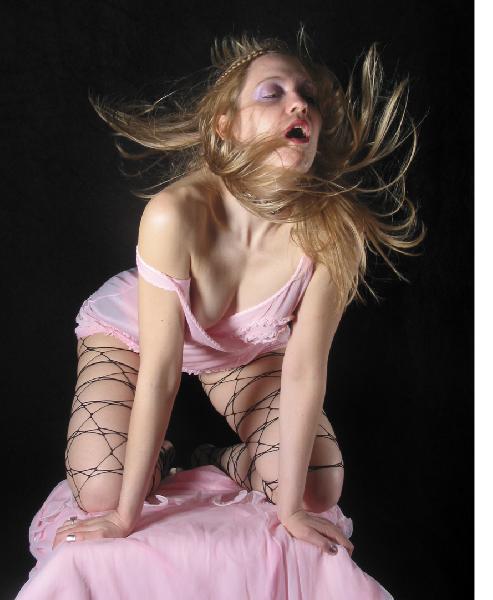 Genivre' Vine - the circus