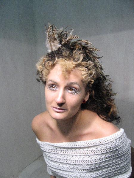 VICKTORIA SIMONE - Snow Queen