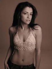 DELILAH ROSE - close