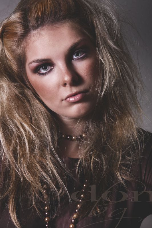 Ashley - Fashion
