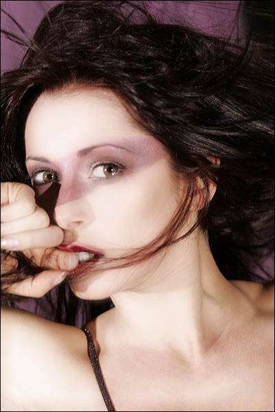 E L L A  . B - No woman no cry