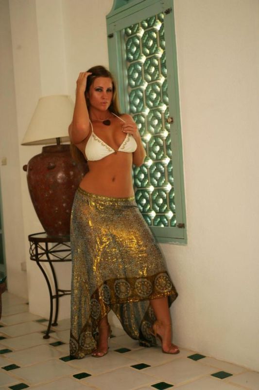 Jeny Payne - Secluded beach house