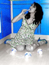 Cynnie - pop blue