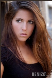 Kristen Nicole null
