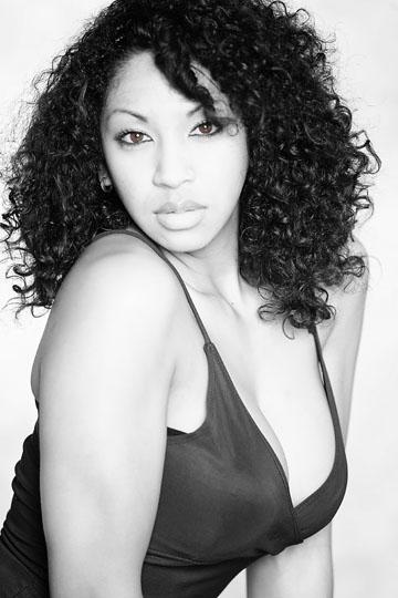 LadyPasha143 - brown eyes