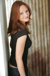 Hollis Zemany - HEADSHOT 3/4