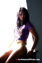 Kimmy - natural lighting