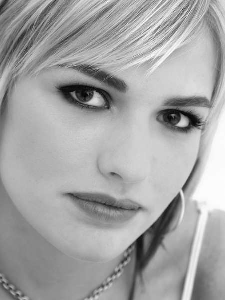 Anneska D - B&W study