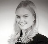 Kristin - Headshot