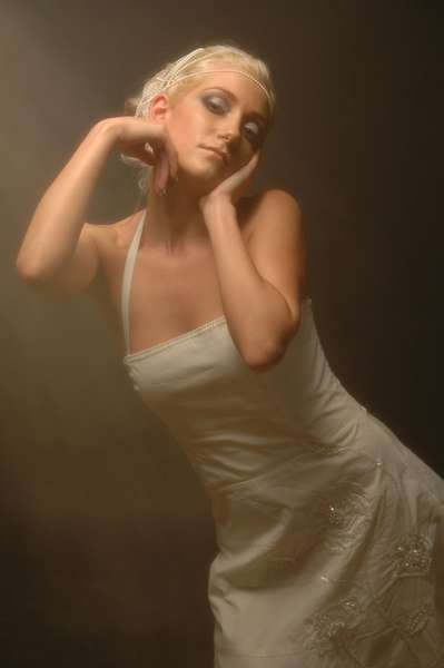 Mandi Mercia - White Perla