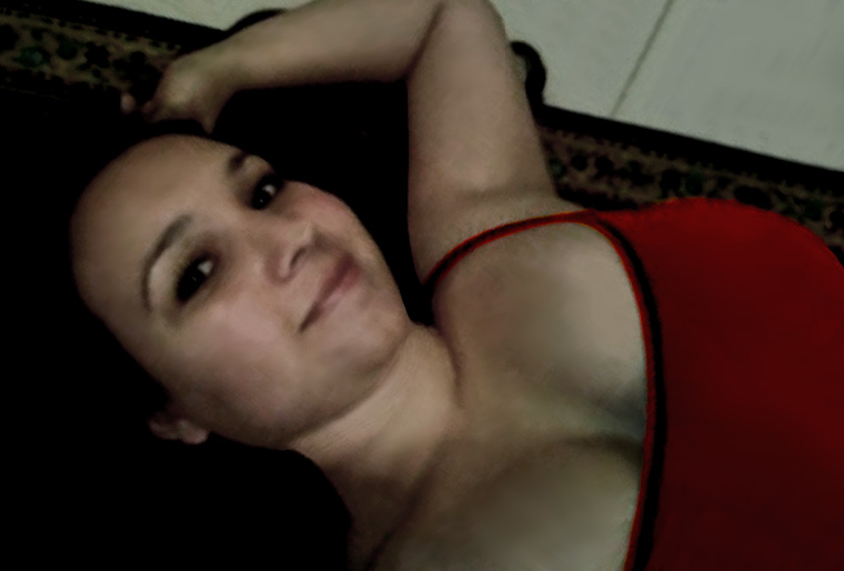 Amelia - Red Top