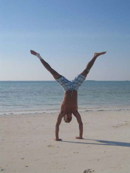 Craig Henry - handstand