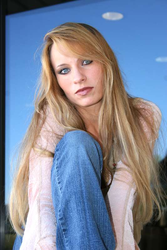 Stella Palezza - Live each day as if it is your last...