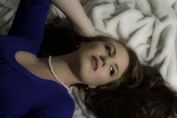 Jenna Burnette - Hollywood Glamour