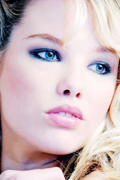 kirsty prendiville - close up