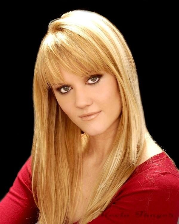 Annelise - Kevin Thayer Headshot