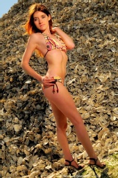 Lilly Lynn - Bikini