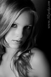 Simone - Portrait.