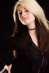 dee