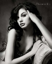 Nikki Dodge - Headshot