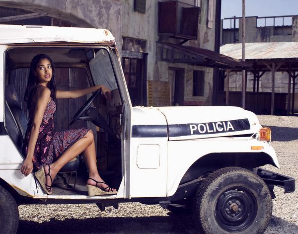 Dahlae - Fashion Story