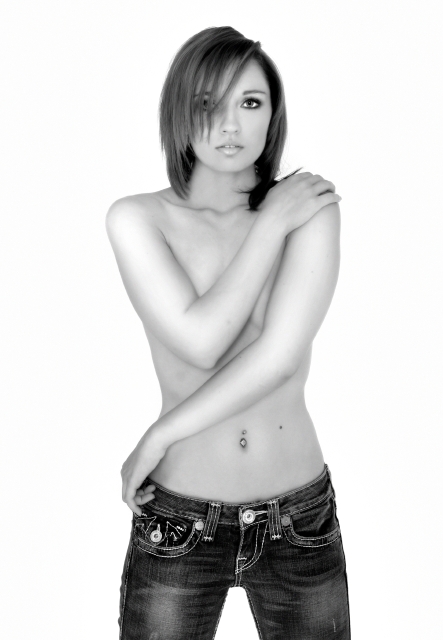 Shandearan Bell - Photography Sean Hartgrove