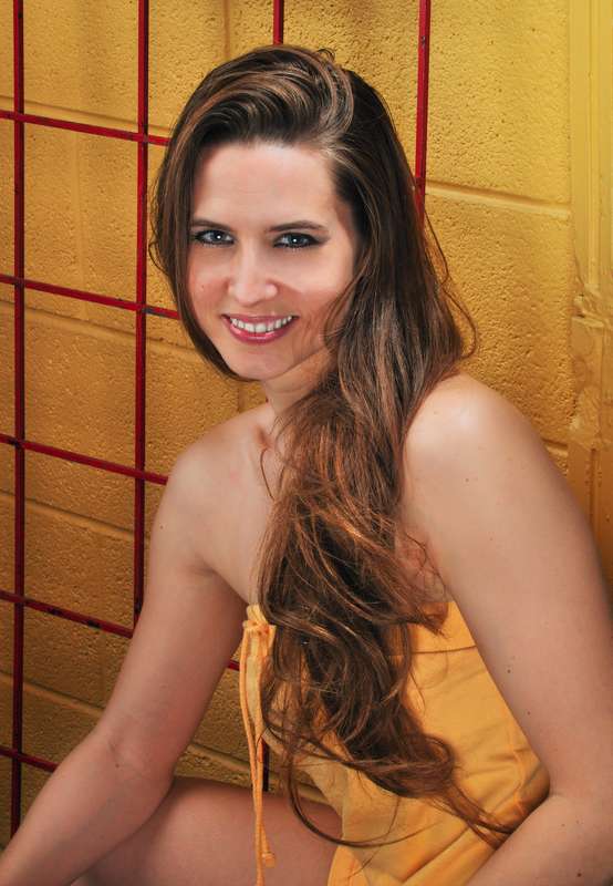 Sonrisa - April in Yellow