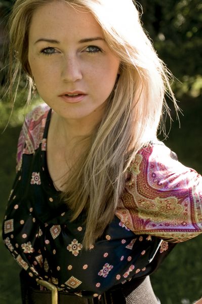 Rach - Headshot. Nigel Bird.