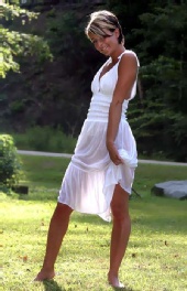 Nicole Galintino - in the stream