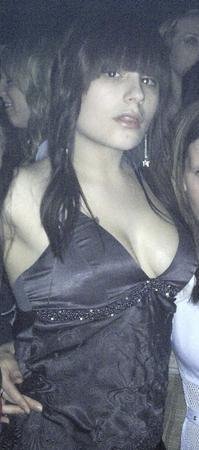 shestheone