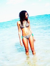 Twiggy - BEACH PIC