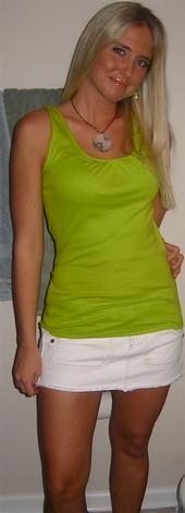 Shella - Full Body