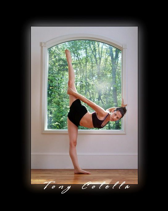 Emily Griffin - Standing Split