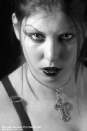 Ivy Pearl - Dark