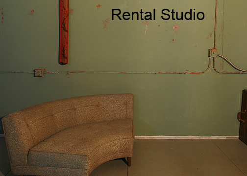 Desi - RENTAL STUDIO