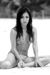Karol Valentino - the beach