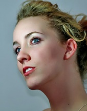 Zoe La Belle - is she a COVERGIRL?