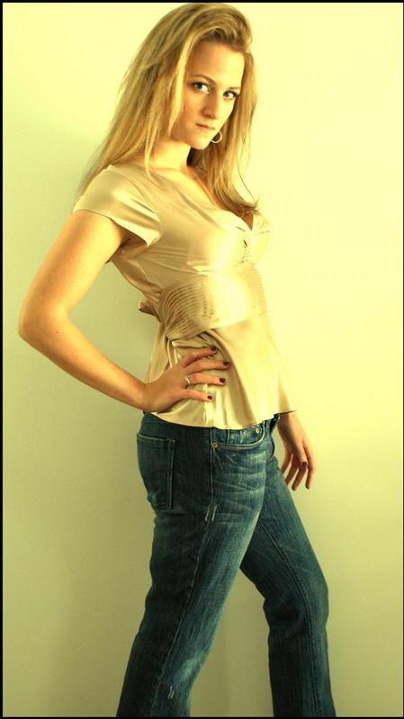 angela perri - Angela Perri Bodyshot