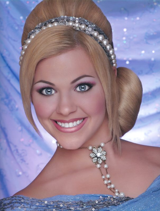 Chelsea Hahn - Chelsea- Donna Mallard Shoot