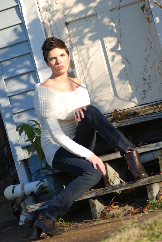 Cassandra Hayes - sweater