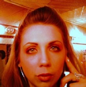 Jessica Ray - Head Shot