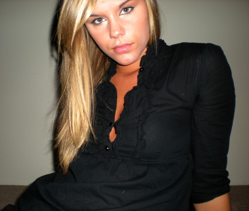 Katie - casual