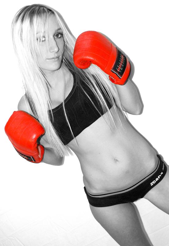 Suzannabooty - Boxing