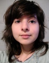 Domi - Front Headshot